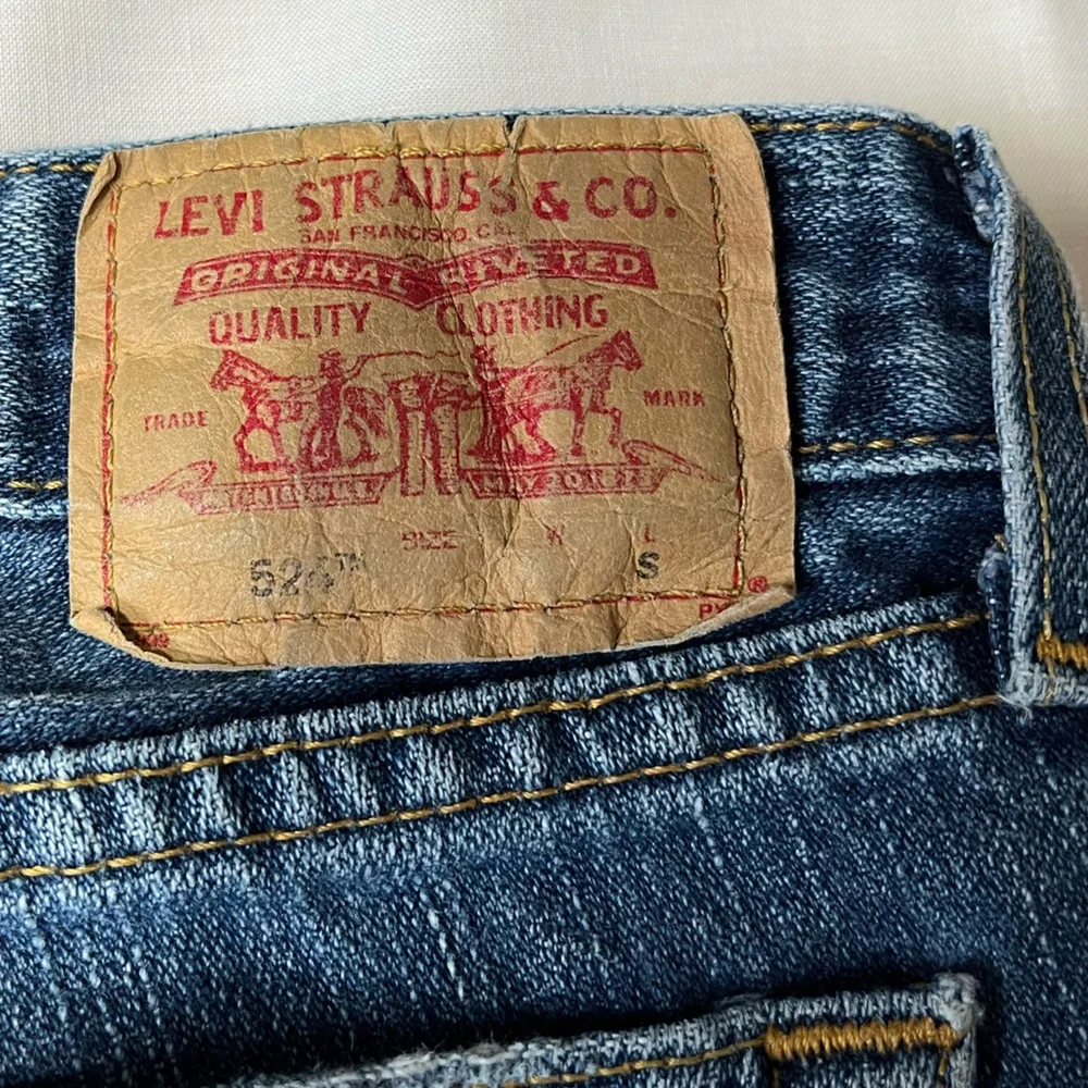 Levi’s 524 Jeans1 short - Picture 5 of 7
